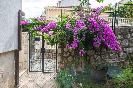 Agape Duplex Apartment Ντουμπρόβνικ Εξωτερικό φωτογραφία